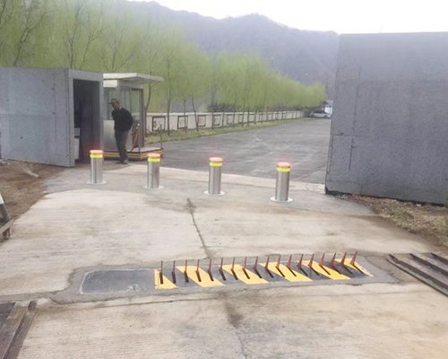 路障破胎器